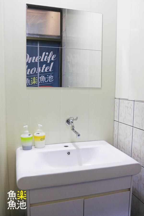 Sun Moon Lake Onelife Hostel Юйчі Екстер'єр фото